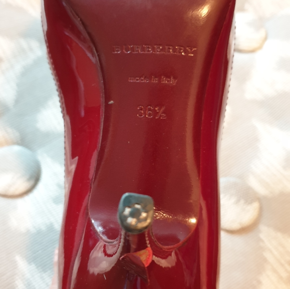Burberry Red Patent Heels - Picture 5 of 9